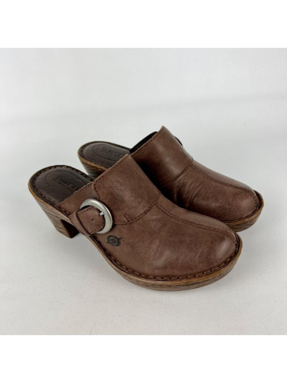 Born Gama Womens Brown Clogs Mules Leather Buckle Platform Comfort Shoes size 6